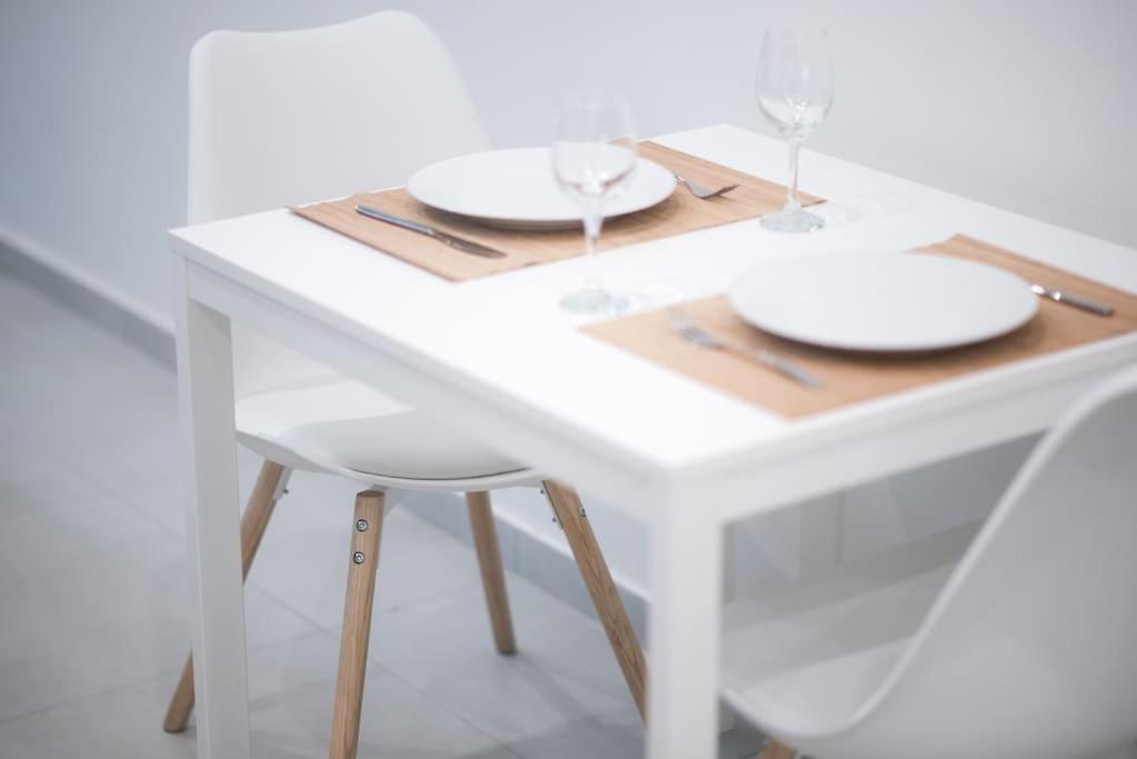 Luxury Studio With Garden Next To Acropolis Атина Екстериор снимка