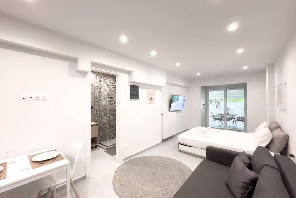 Luxury Studio With Garden Next To Acropolis Атина Екстериор снимка