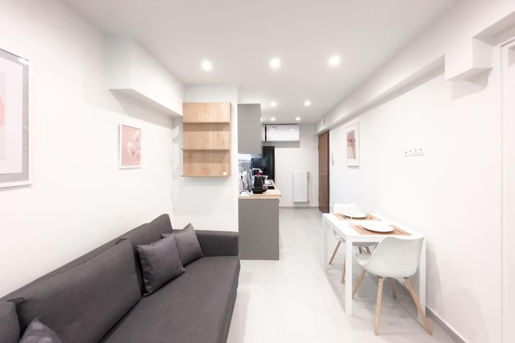 Luxury Studio With Garden Next To Acropolis Атина Екстериор снимка